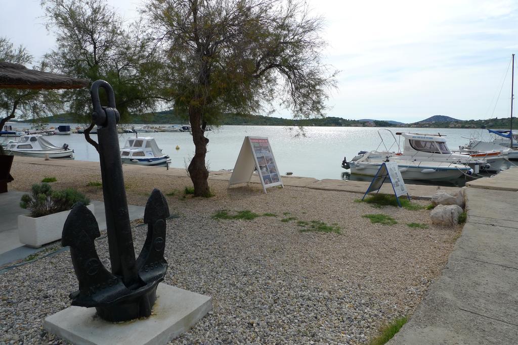 Apartments Vodice Srima Oda fotoğraf
