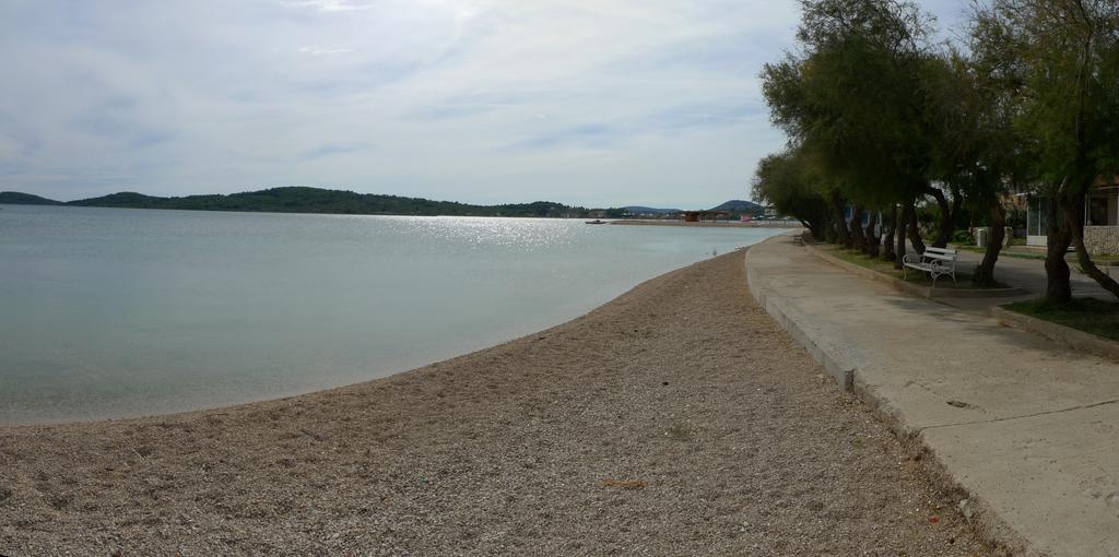 Apartments Vodice Srima Oda fotoğraf